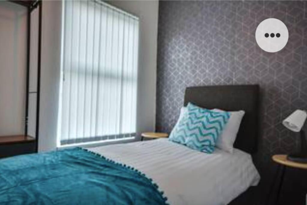 Antonio Str Liverpool 6 Beds Εξωτερικό φωτογραφία