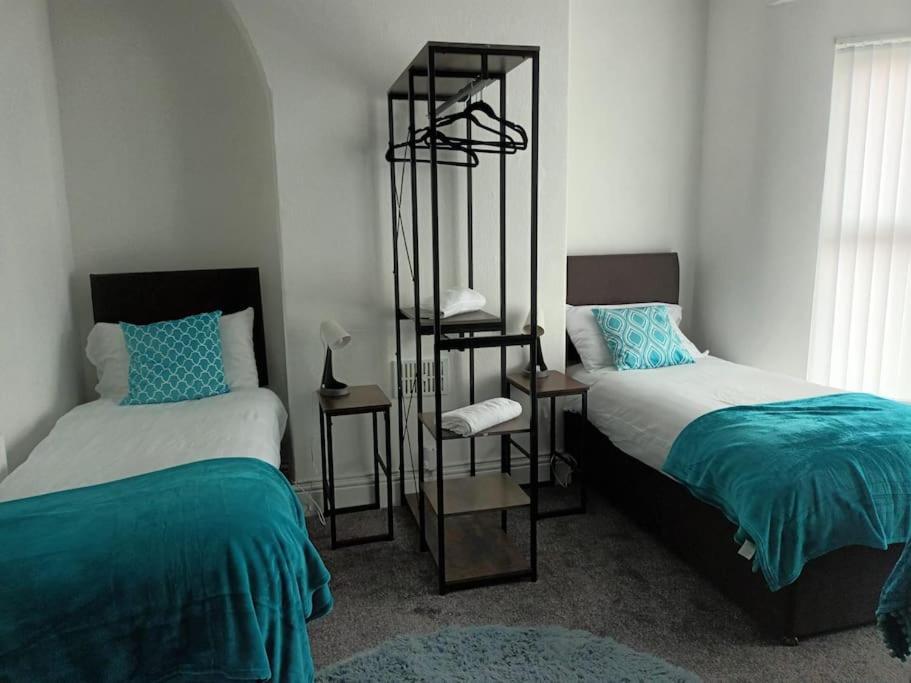 Antonio Str Liverpool 6 Beds Εξωτερικό φωτογραφία