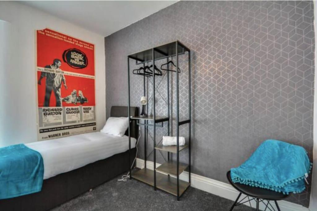 Antonio Str Liverpool 6 Beds Εξωτερικό φωτογραφία